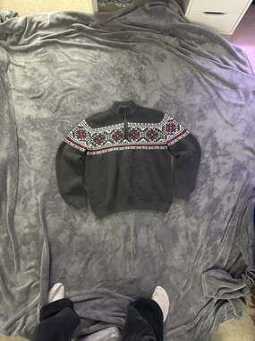 IZOD Men's Gray Fair Isle 1/4 Zip Nordic Snowflake Pullover Sweater